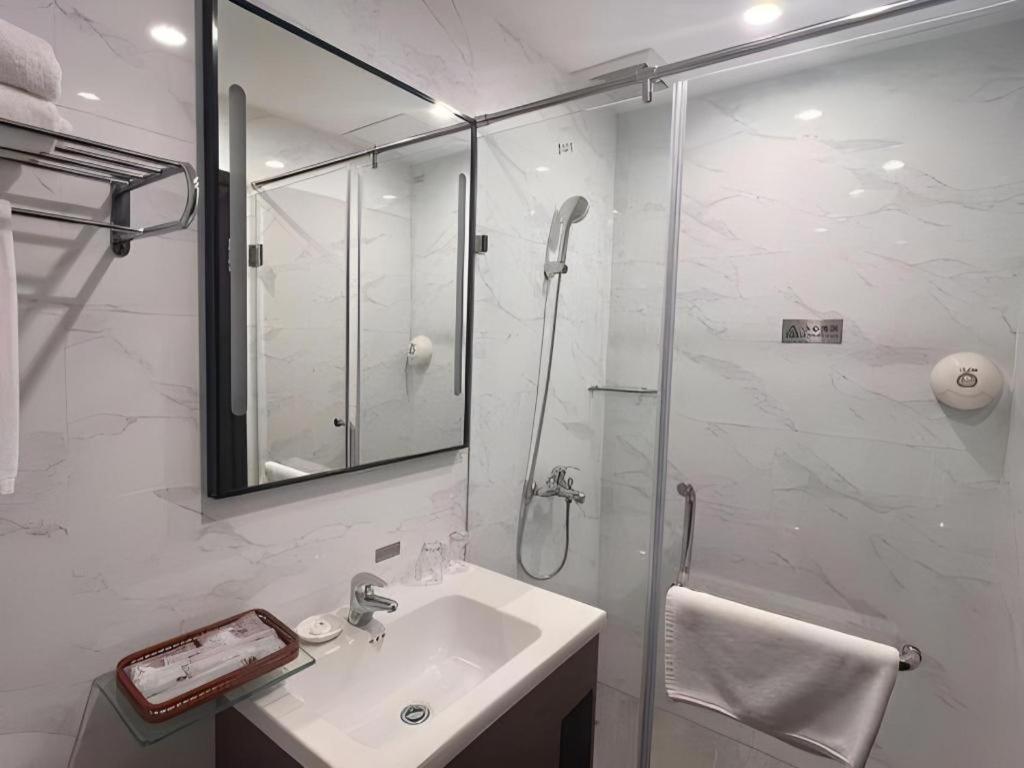 Carrianna Hotel Foshan Exterior foto
